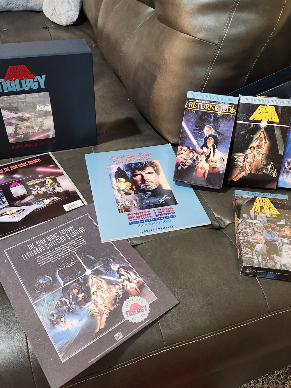 1992 Star Wars Collector's Trilogy Set with Blue Cover and Black Case Great Cond